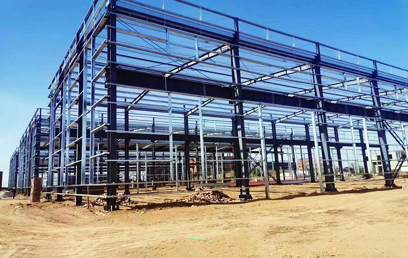 蔚蓝行业百科：钢结构和网架结构之间有何区别