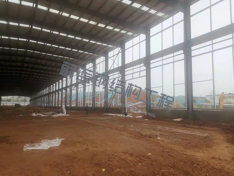 民营企业建设8000平钢结构厂房需要多少预算？完整清单解析