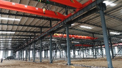 蔚蓝钢构百科：在什么情况下钢结构厂房要做加固处理