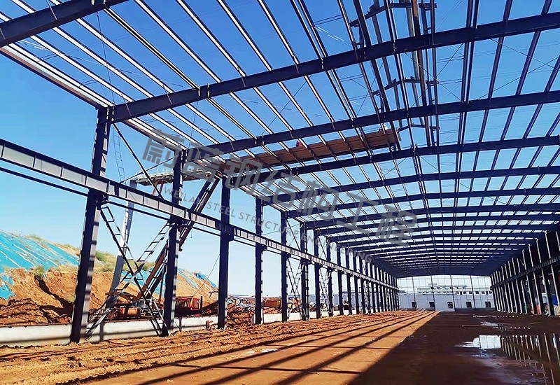 钢结构厂房晃动大？可能是支撑系统设计或施工出了问题