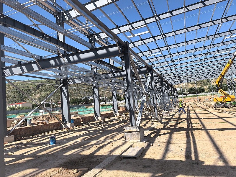 一篇讲透钢结构厂房从主钢架到维护系统