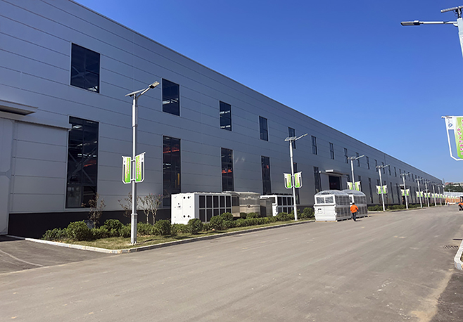 蔚蓝行业百科：钢结构厂房屋架有哪些种类