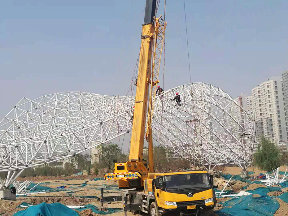 郑州青少年公园网架造型