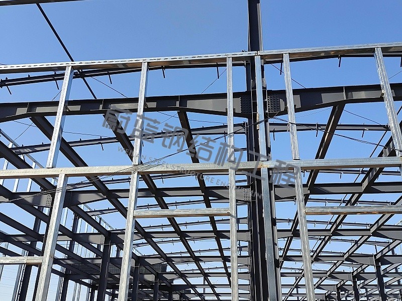 钢结构厂房彩钢板（屋面板、墙面板）施工工艺及注意事项