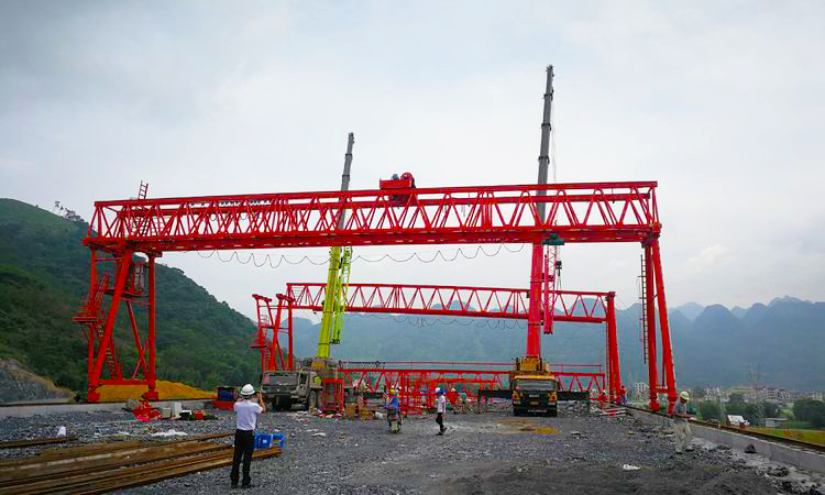 郑州蔚蓝钢结构多机抬吊法