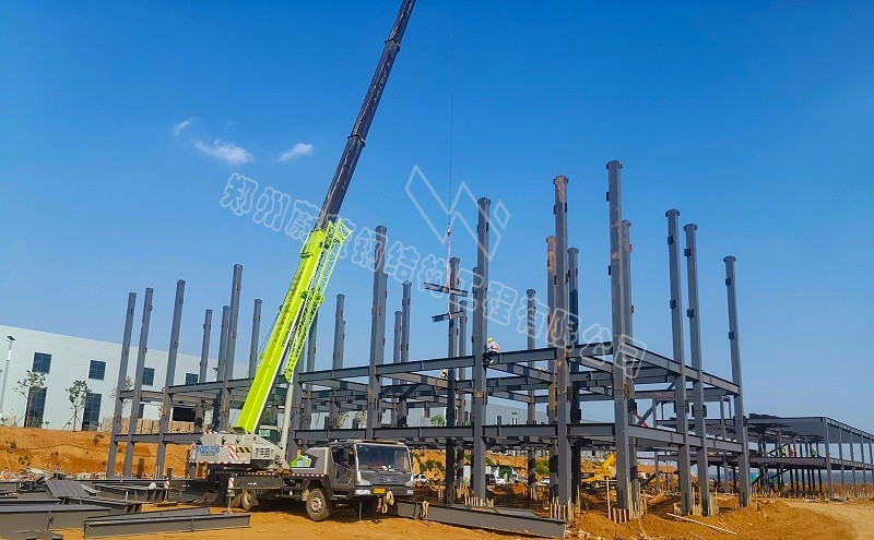 郑州蔚蓝钢结构高空拼装法