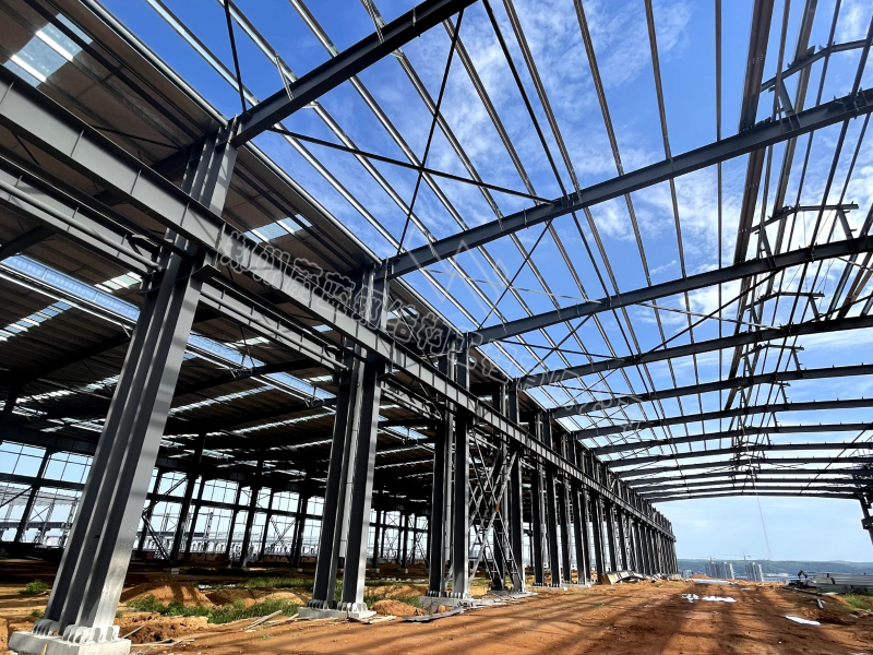 蔚蓝钢构百科：钢结构厂房工程的地基要怎么做