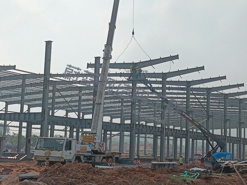 影响钢结构厂房造价的3大因素及应对策略