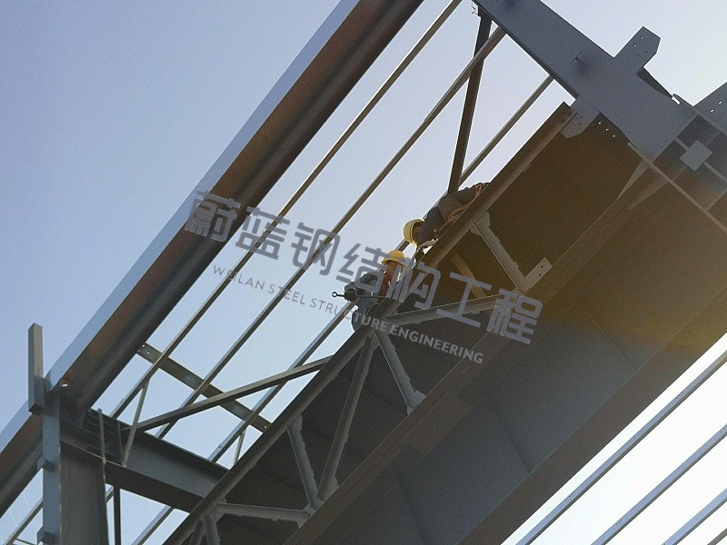 1118-如何选择钢结构厂房施工公司：从设计、施工到维护的全周期选择策略